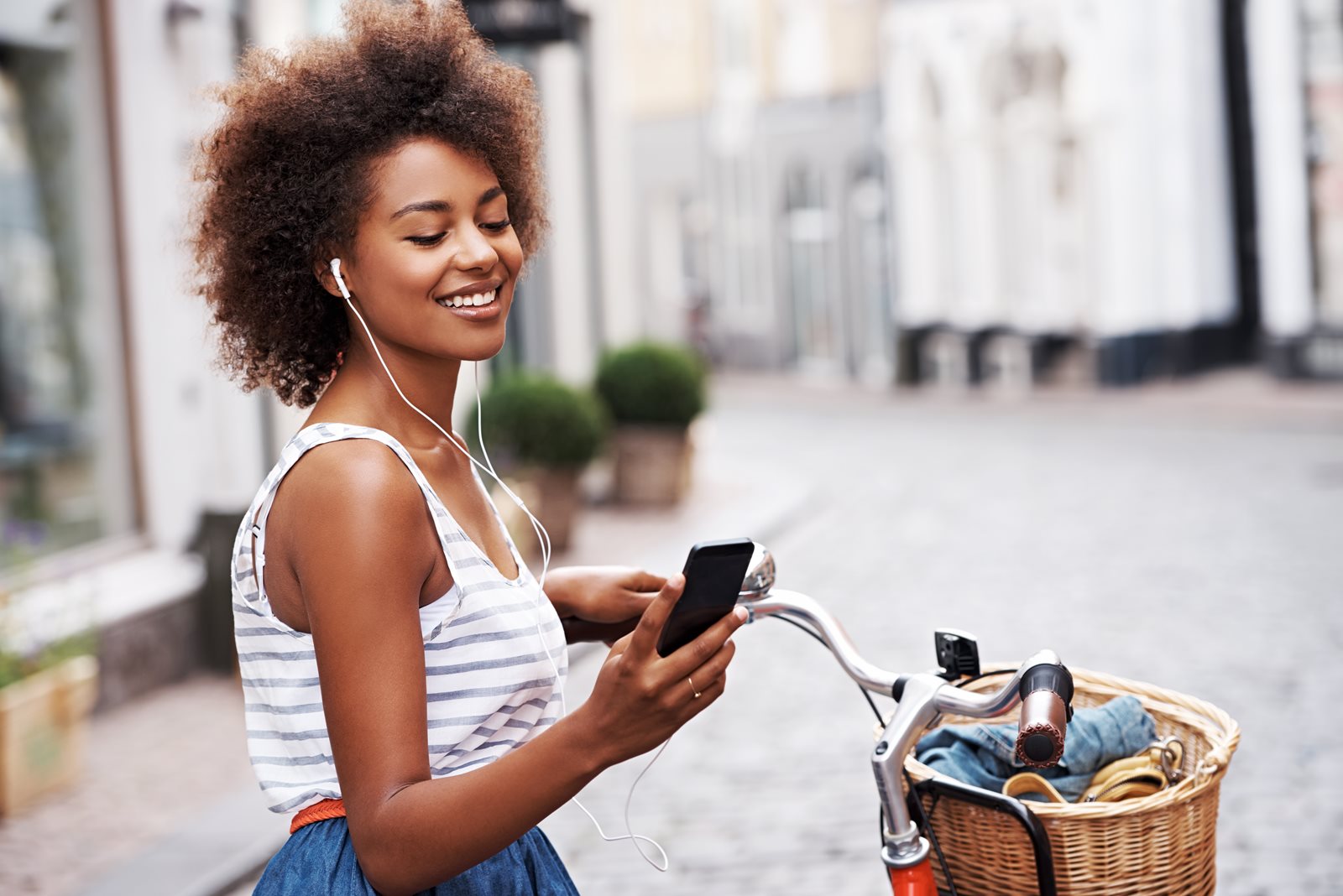 How to Use Mobile Payment Apps for Cashless Payments | General Electric ...